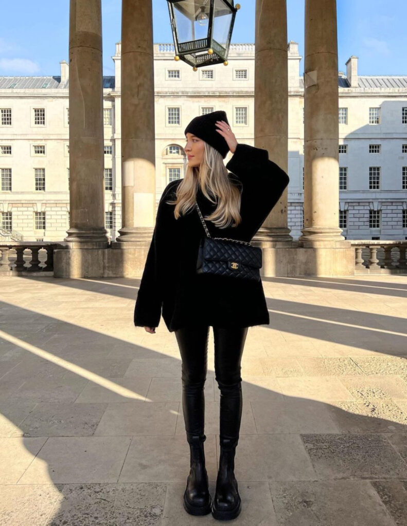 Oversized Knit Sweater with Skinny Pants for a Cozy Contrast — All Black Winter Outfits