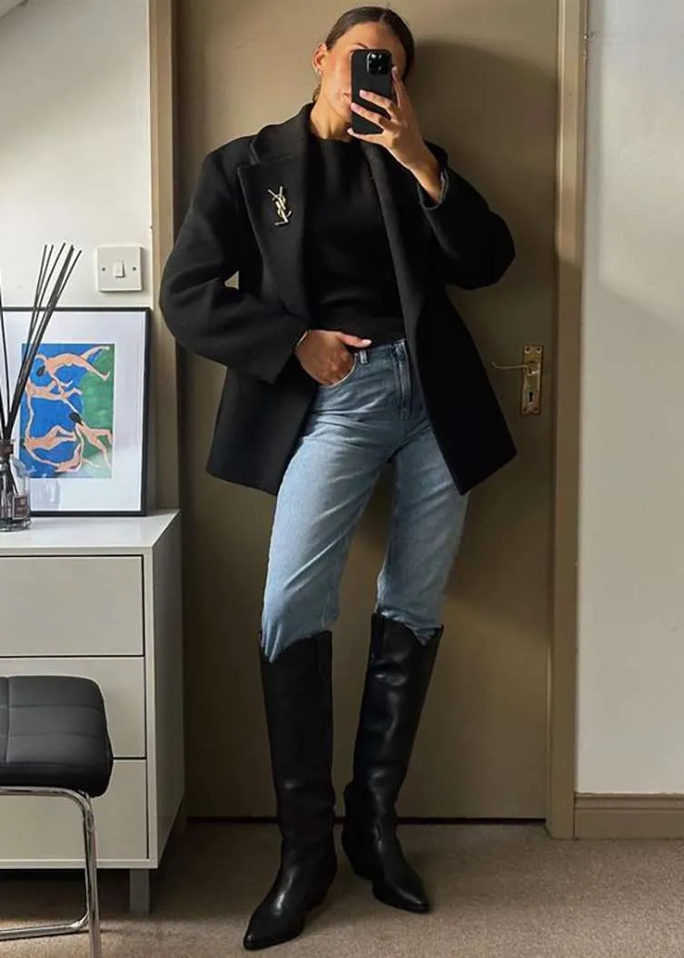 Casual Cool: Black Boots with Jeans and Oversized Blazer — Riding Boots Outfits