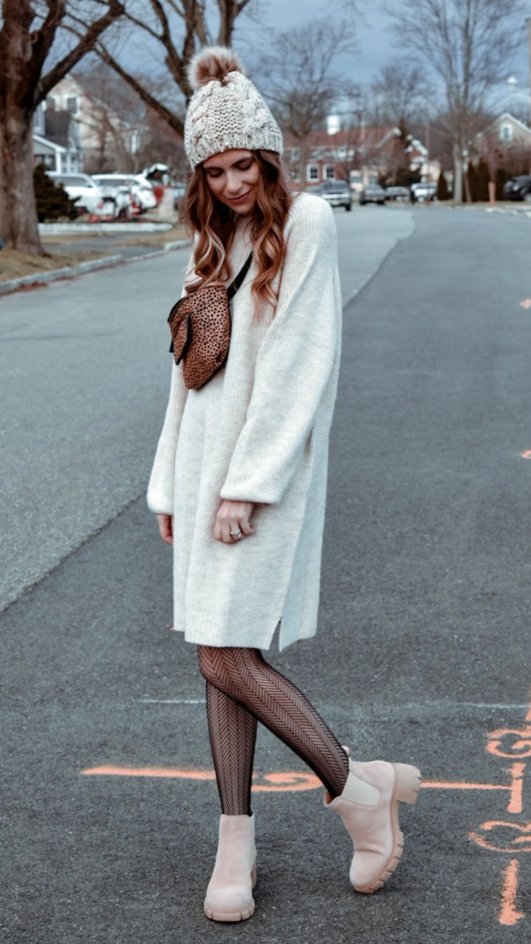 Light Pink Chelsea Boots Outfit Idea Light Pink Chelsea Boots Outfit Idea — Sweater Dress Outfits