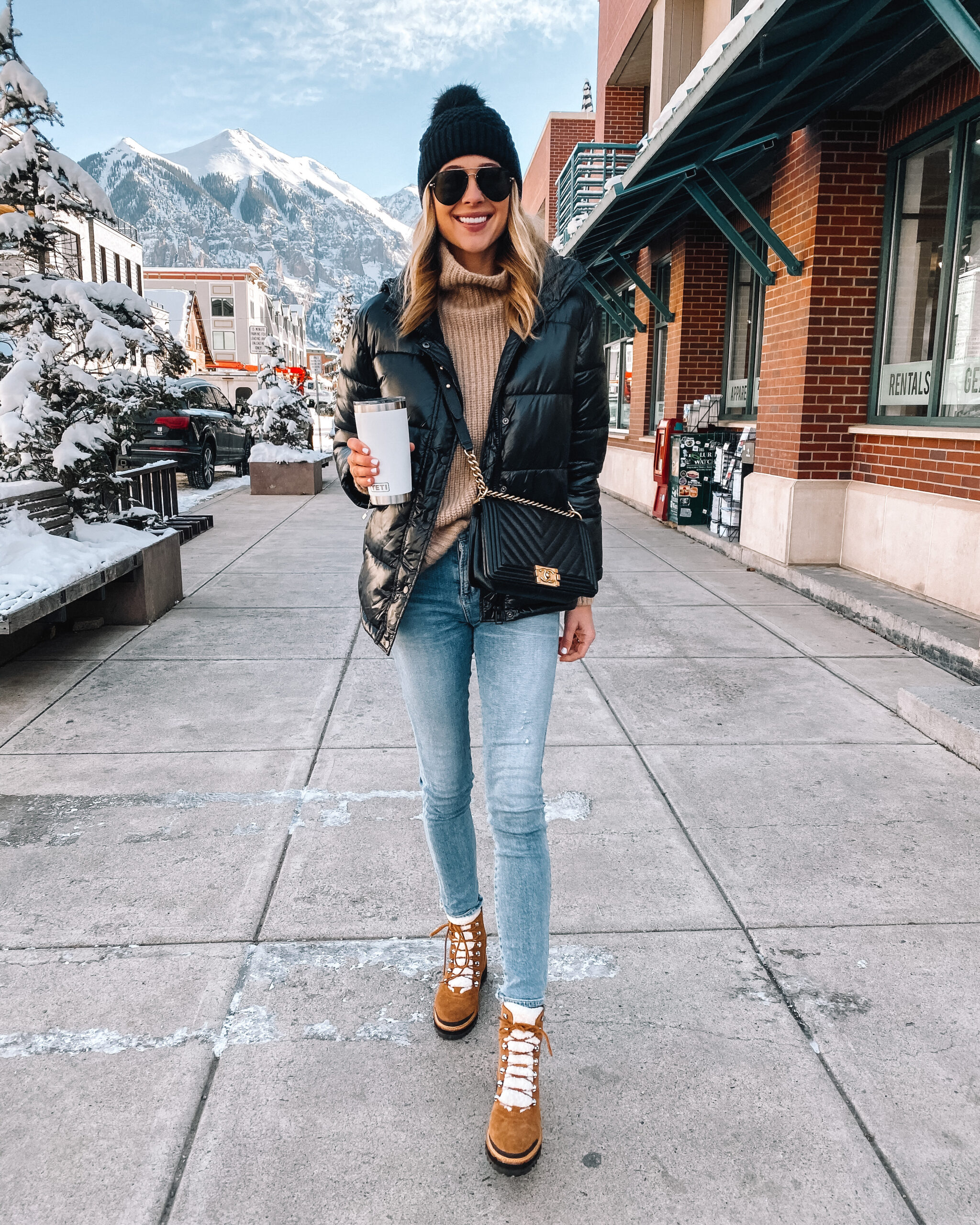 Puffer Jacket with Turtleneck and Slim Jeans — Nashville Winter Outfits