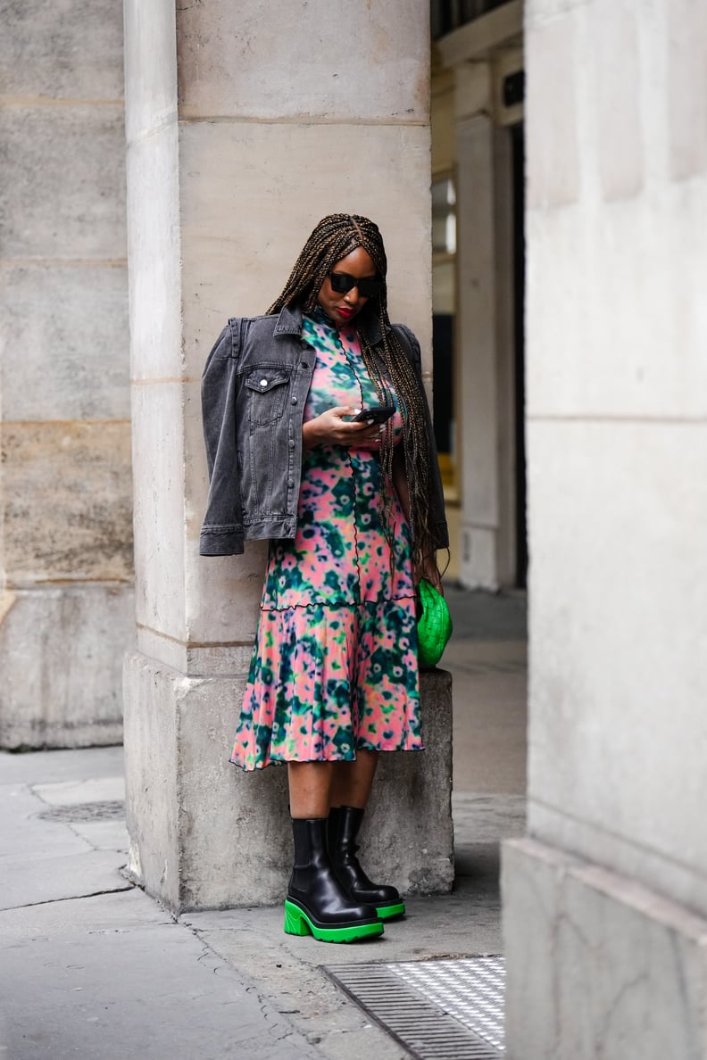 Chelsea Boots with Green Platforms and Floral Dress Chelsea Boots with Green Platforms and Floral Dress — Chelsea Boots Outfits