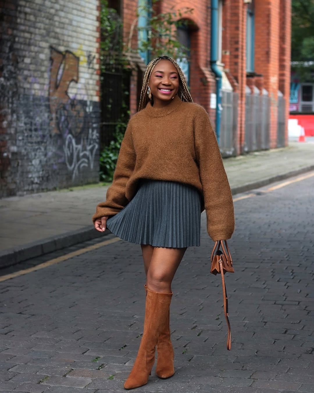 Autumnal Tan Suede Boots with Corduroy Pants Autumnal Tan Suede Boots with Corduroy Pants — Suede Boots Outfits