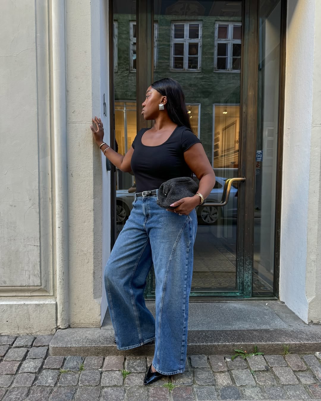 Outfit Idea Outfit Idea — Winter Outfits with Wide Leg Jeans