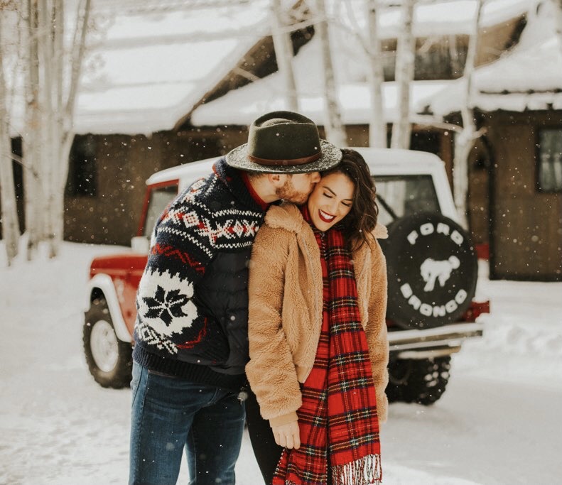 Contrasting Textures: Quilted Vest, Fluffy Jacket, and Plaid Scarf Contrasting Textures: Quilted Vest, Fluffy Jacket, and Plaid Scarf — Winter Family Photo Outfits