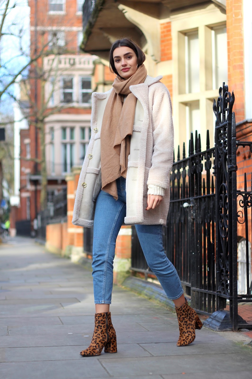 Cream Borg Coat with Jeans and Leopard Boots — Winter Capsule Wardrobe