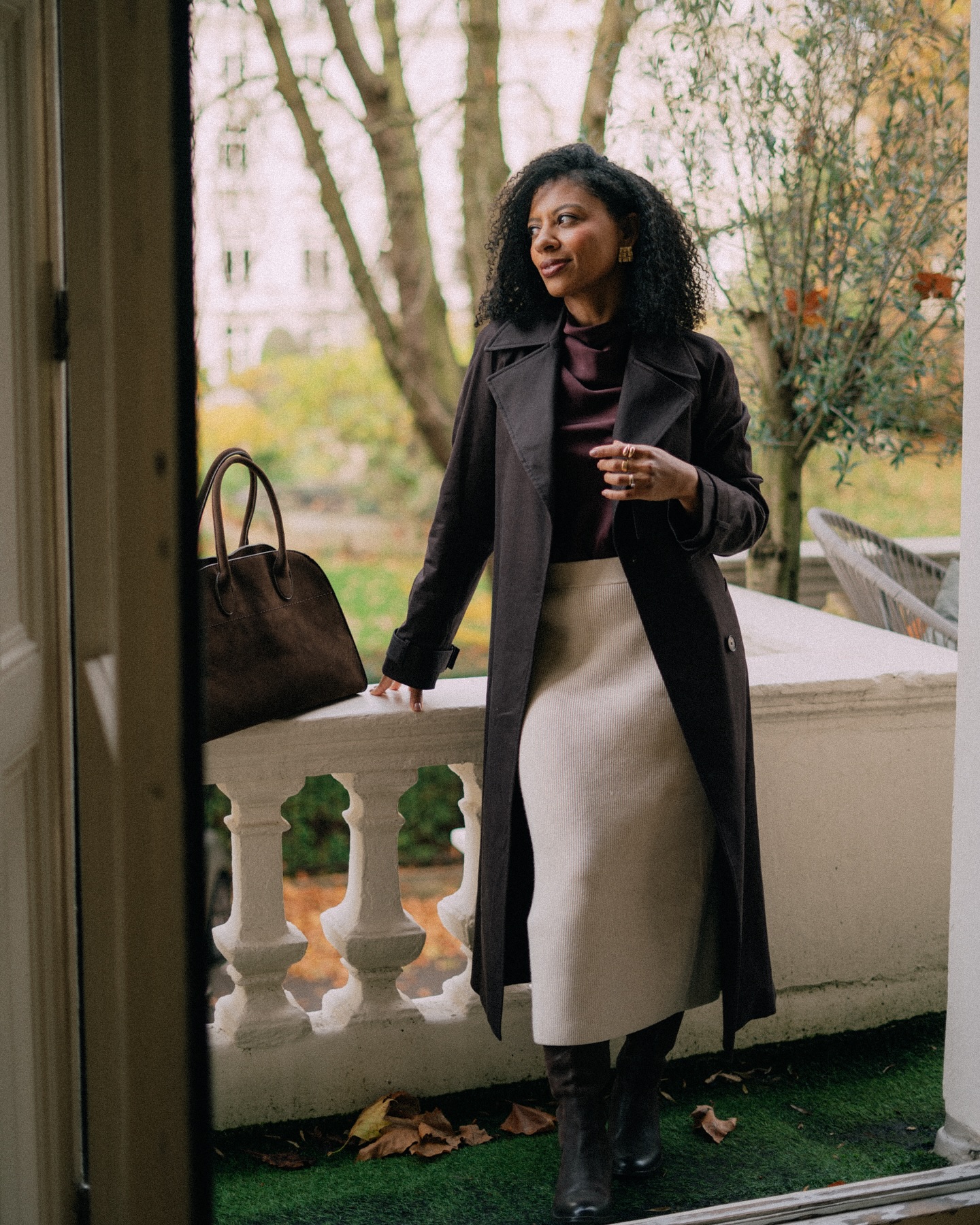 Elegant Trench Coat and Midi Skirt for Petite Formality Elegant Trench Coat and Midi Skirt for Petite Formality — Winter Outfits for Petite Women