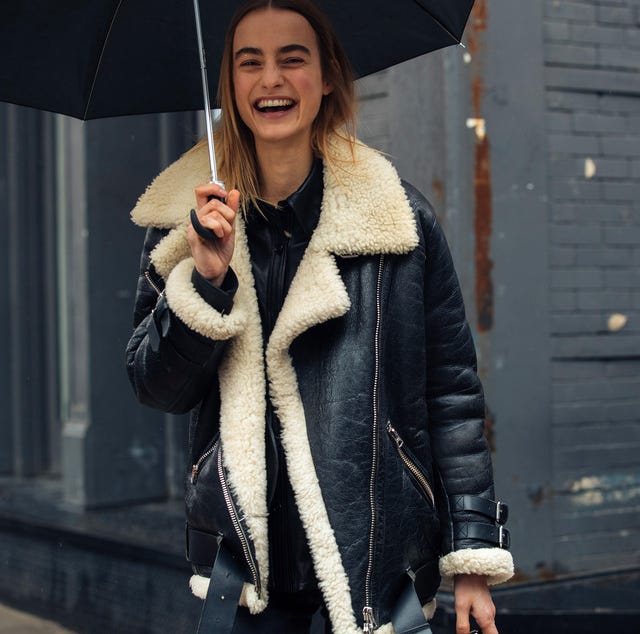Dark Wash Jeans Black Leather Aviator Jacket with Shearling for Casual Cool — Winter Jackets for Women