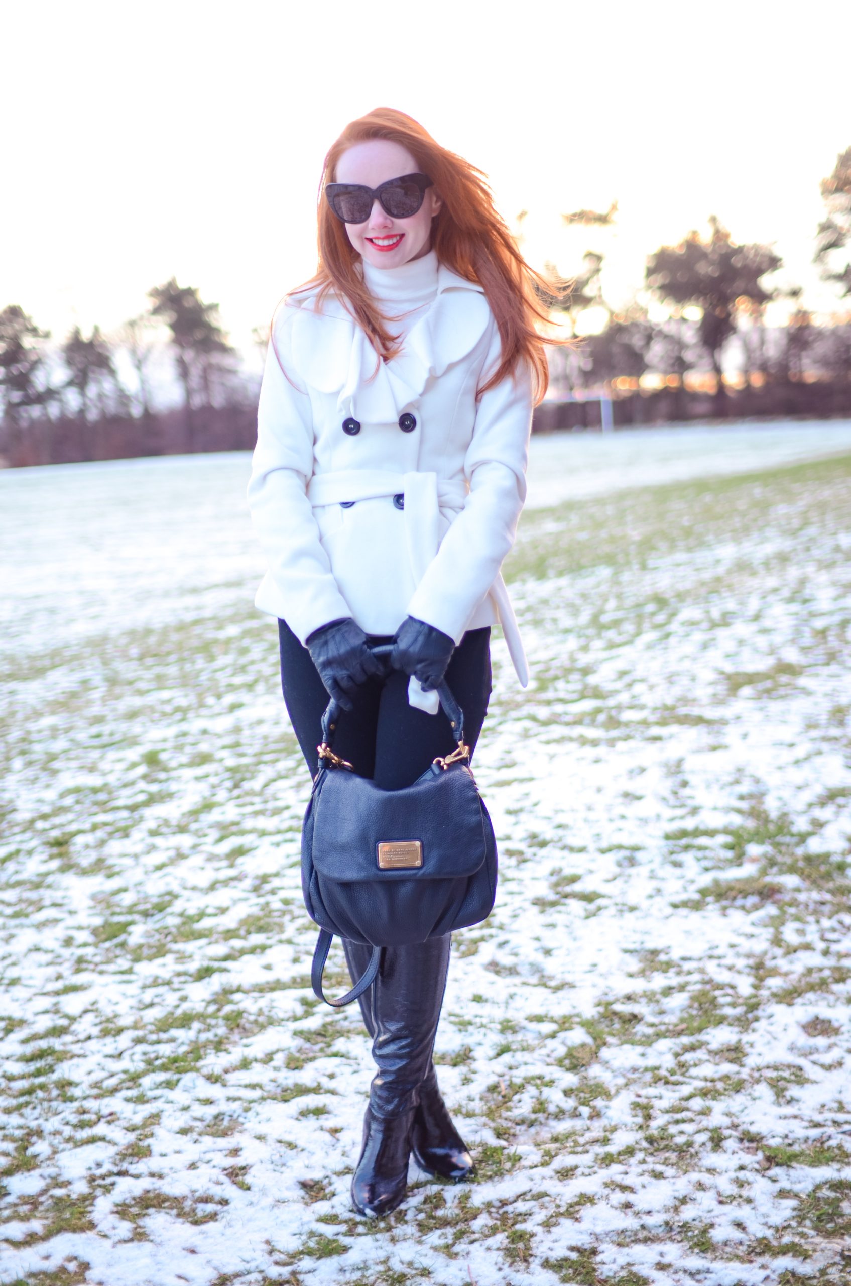 White Double-Breasted Coat and Black Pants with Knee-High Boots White Double-Breasted Coat and Black Pants with Knee-High Boots — Snow Boots Outfits