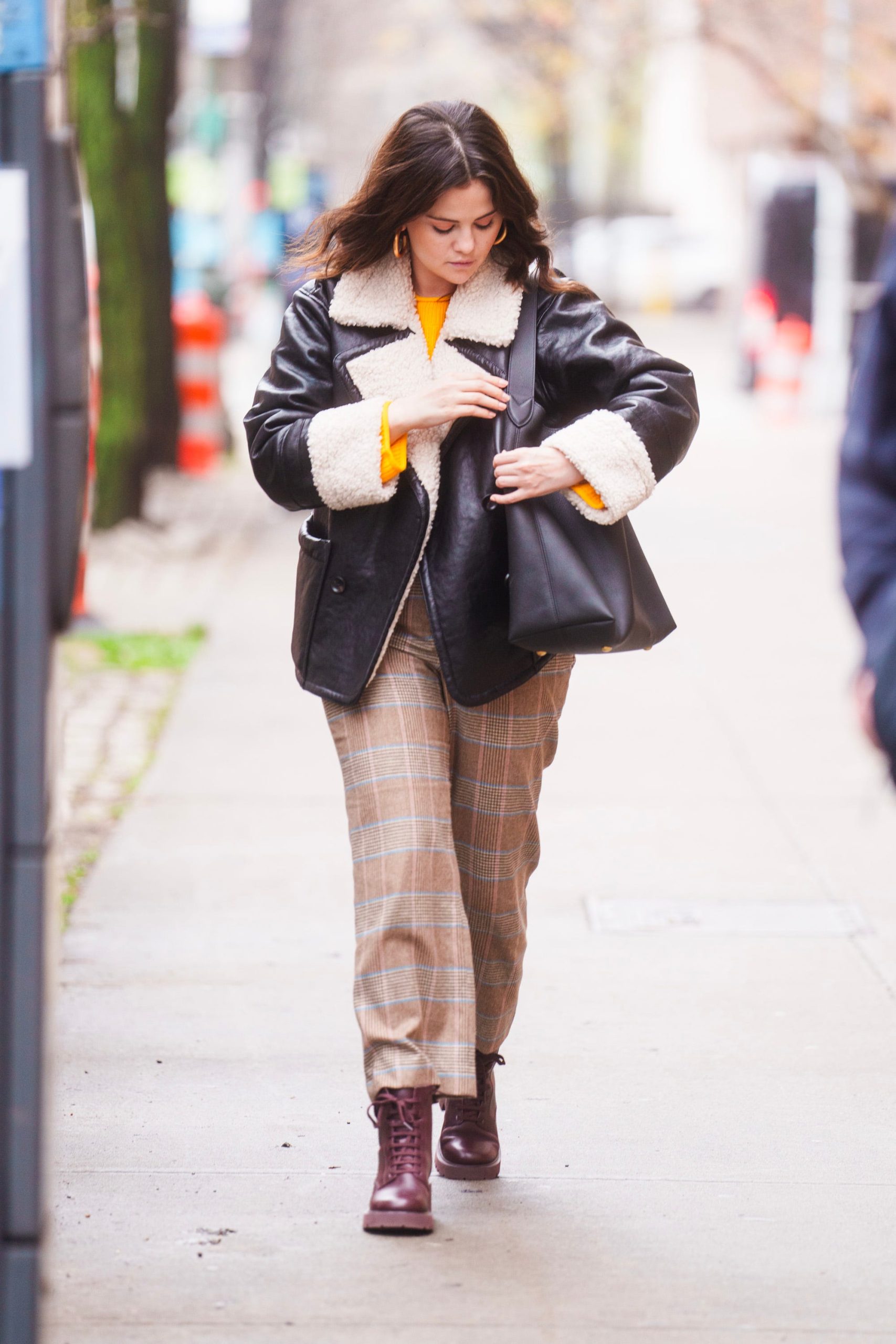 Shearling-Lined Jacket with Plaid Trousers and Bright Top Shearling-Lined Jacket with Plaid Trousers and Bright Top — Preppy Winter Outfits