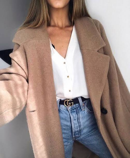 Camel Oversized Wool Coat and Denim Camel Oversized Wool Coat and Denim — Minimalist Winter Outfits