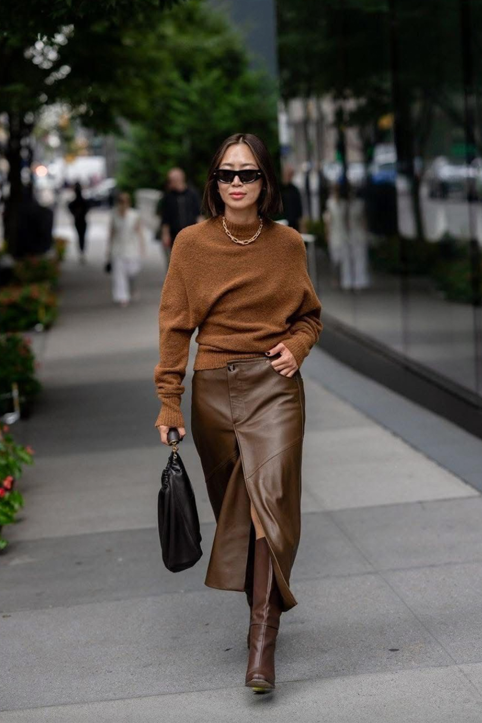 Monochromatic Brown Leather Wrap Skirt with Oversized Knit Sweater Monochromatic Brown Leather Wrap Skirt with Oversized Knit Sweater — Leather Skirt Outfits
