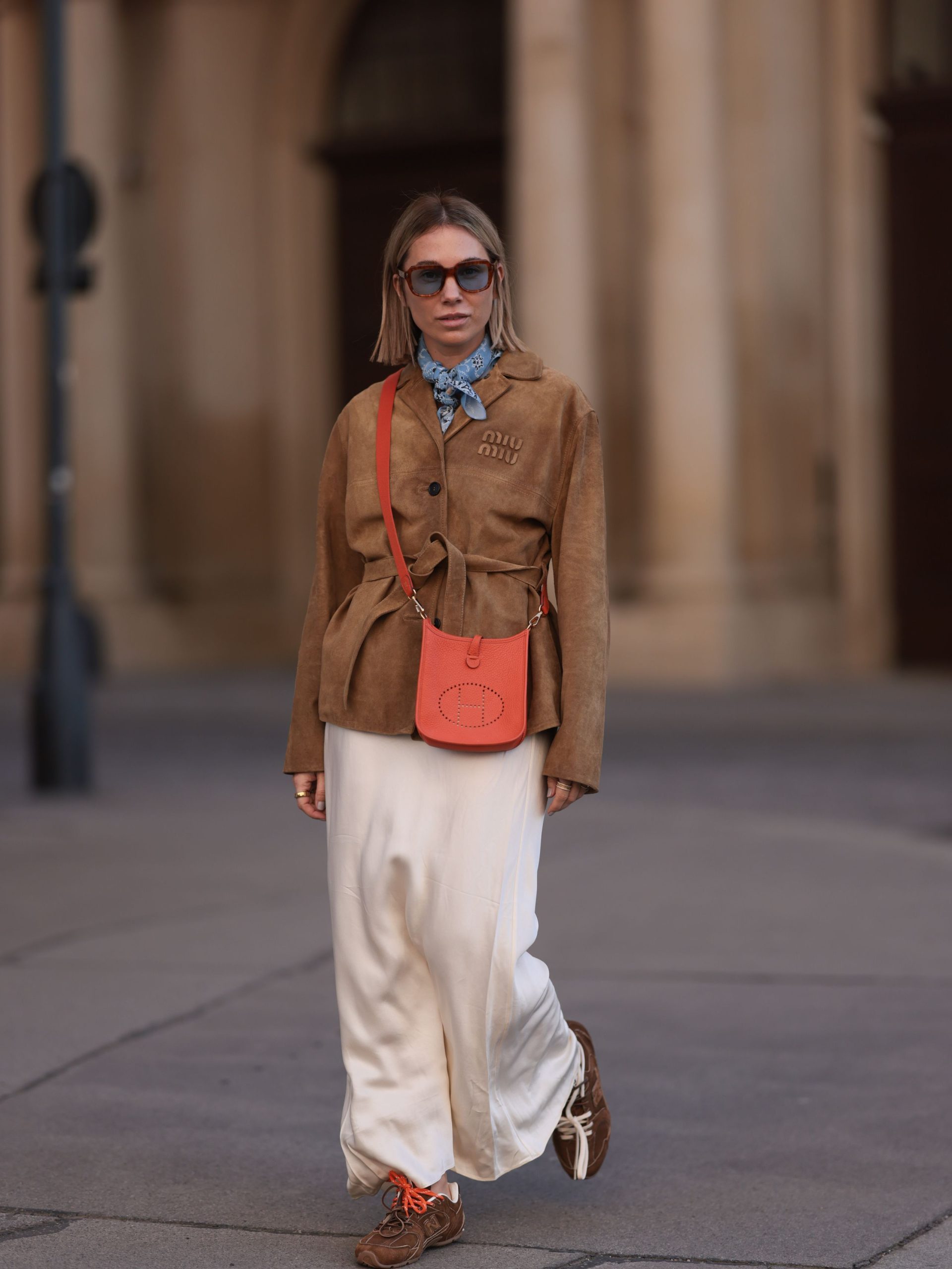 Boho Chic: Suede Jacket and Slip Dress with Sneakers Boho Chic: Suede Jacket and Slip Dress with Sneakers — Winter Outfits with Sneakers