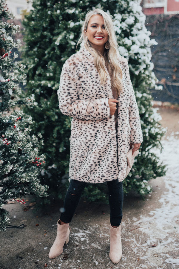 Light Leopard Coat for a Chic Winter Outfit Light Leopard Coat for a Chic Winter Outfit — Leopard Coat Outfits
