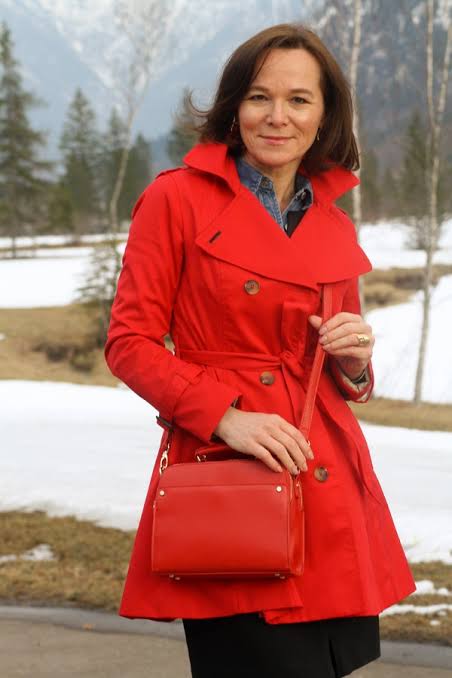 Bold Color Pop: Red Trench Coat Ensemble — Winter Outfits for Women Over 40