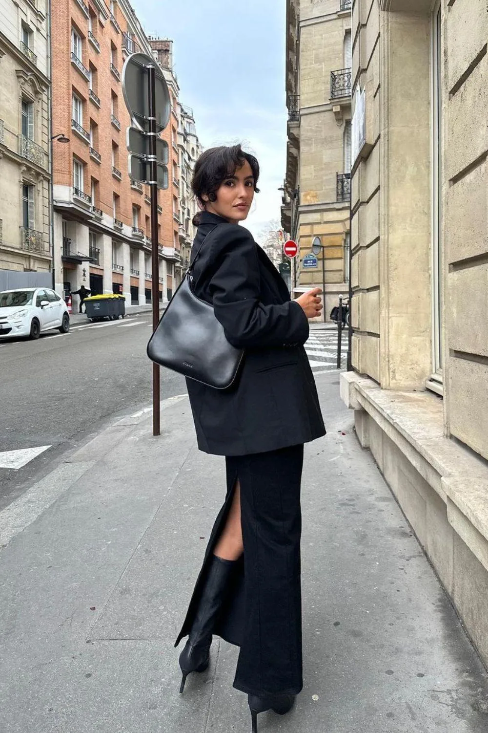 Monochromatic Black Blazer and Maxi Skirt — Europe Winter Outfits