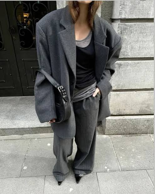 Modern Grey Power Suit for Casual Chic — Winter Outfits