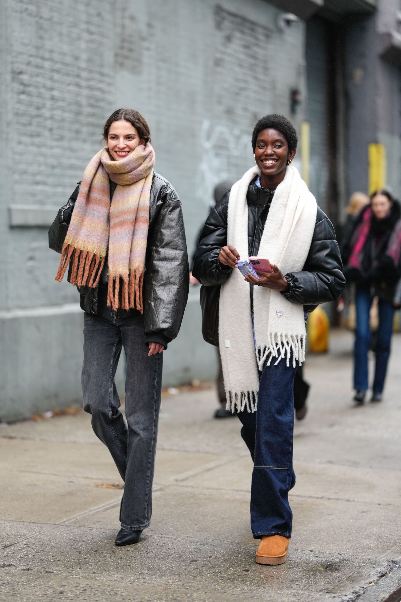 Grey Puffer Jacket with Oversized Fringed Scarf for Cozy Appeal Grey Puffer Jacket with Oversized Fringed Scarf for Cozy Appeal — Winter Puffer Jacket Outfits