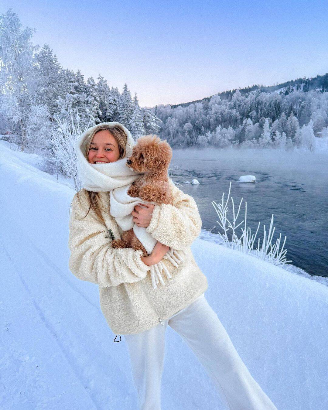 Cream Fuzzy Jacket and Sweatpants: Cozy Winter Athleisure — Scandinavian Winter Outfits