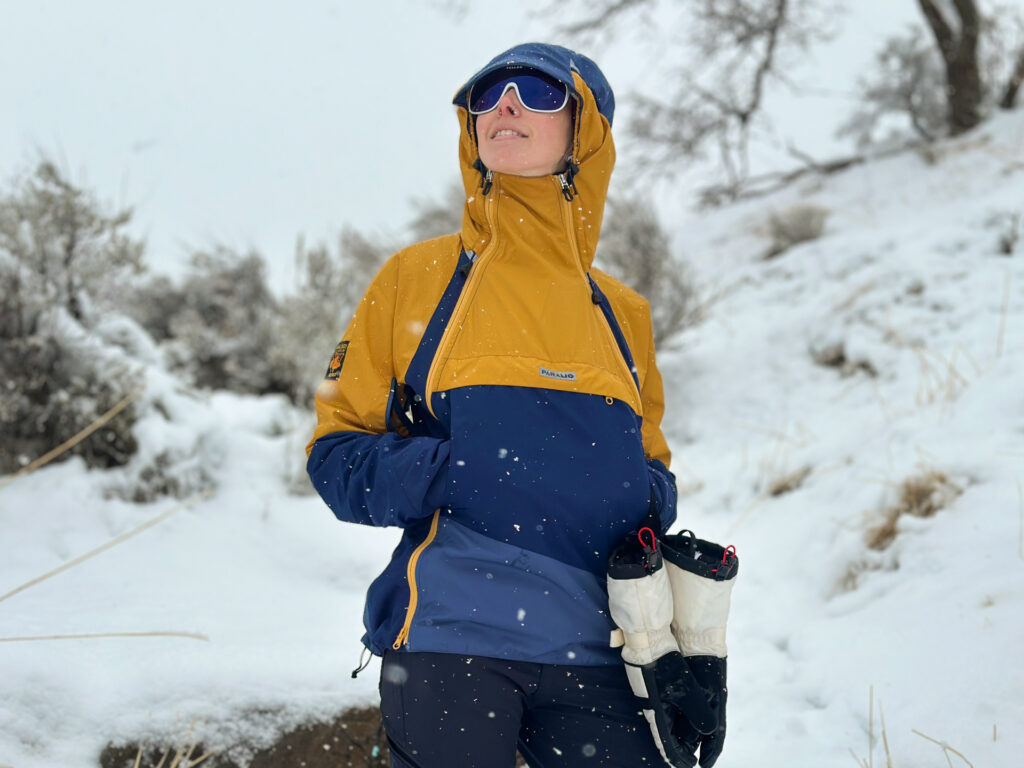 Color-Blocked Jacket and Black Pants for Trail Adventures Color-Blocked Jacket and Black Pants for Trail Adventures — Winter Hiking Outfits