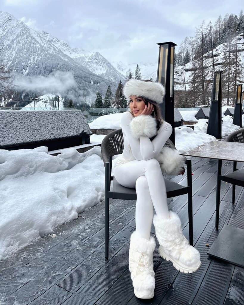All-White Fur Ensemble for Luxurious Winter Travel — Europe Winter Outfits