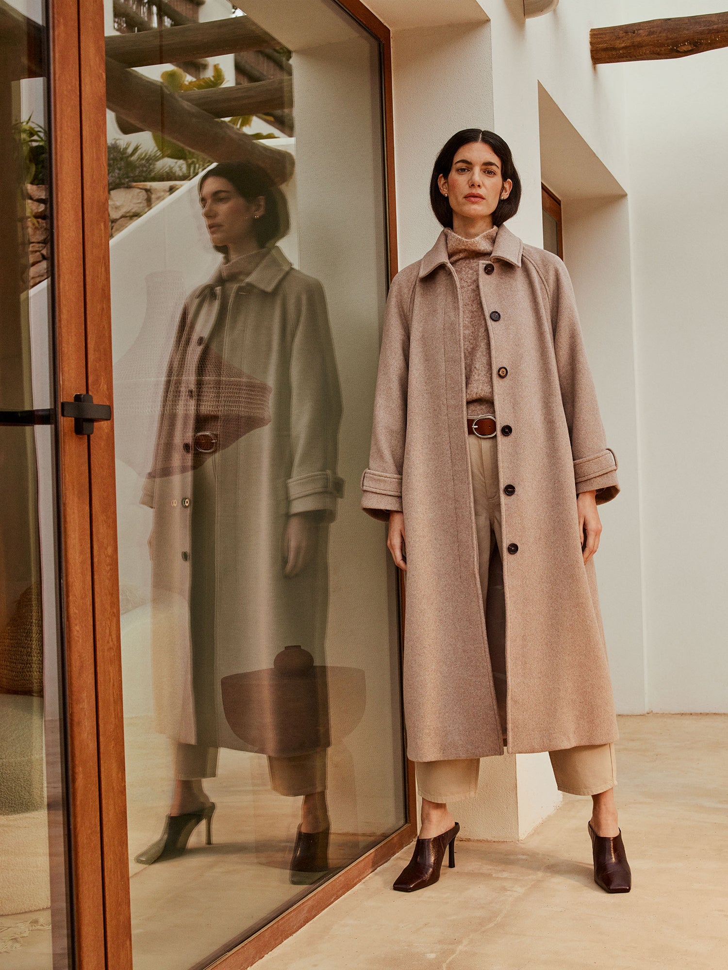 Sophisticated Beige Wool Coat in Monochromatic Tones Sophisticated Beige Wool Coat in Monochromatic Tones — Wool Coat Outfits