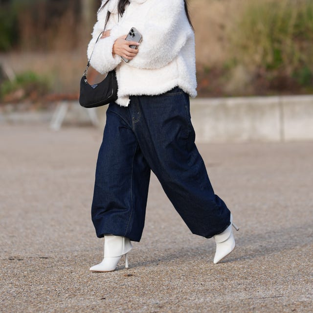 Casual Daytime Outfit Idea Casual Daytime Outfit Idea — Winter Outfits with Wide Leg Jeans