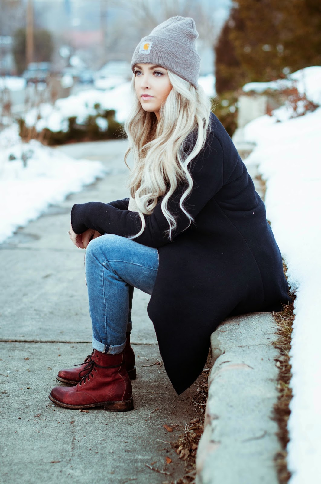 Puffer Coat and Beanie for a Cozy, Colorful Grunge Winter — Grunge Winter Outfits