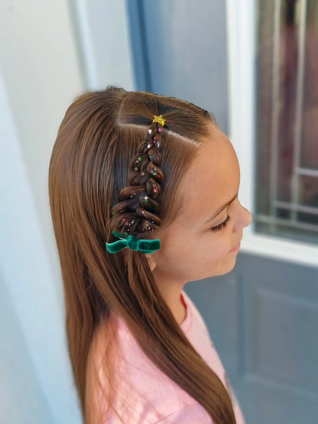 christmas hairstyles 2026 Christmas Tree Braid With A Tiny Star