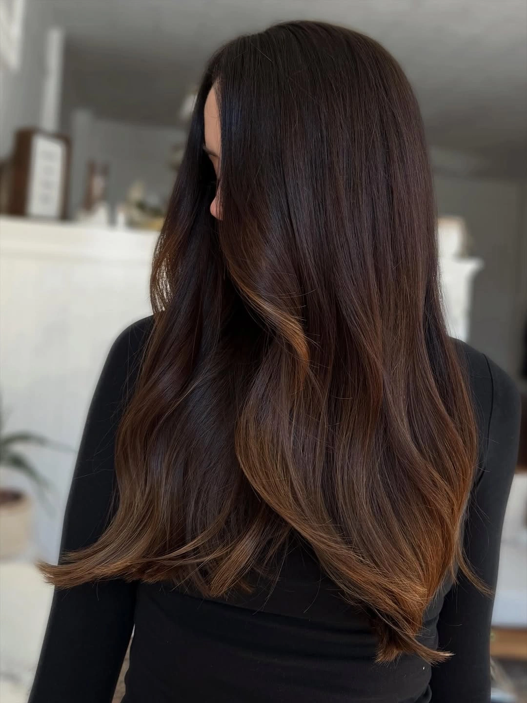 cozy winter hair color ideas for brunettes Espresso Brunette With Subtle Warm Ribbons