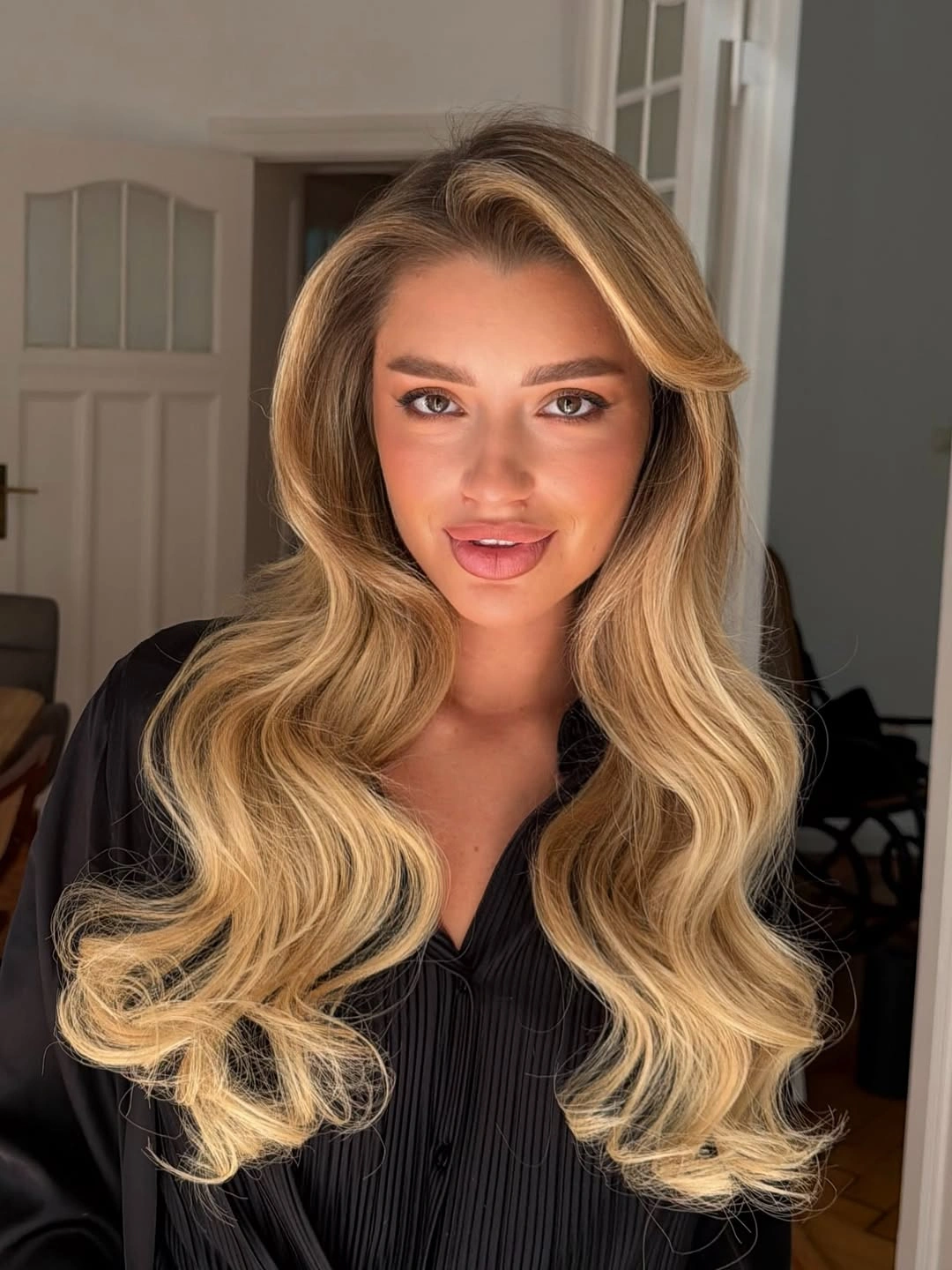 deep waves hairstyle - Golden Blonde Middle Part Waves