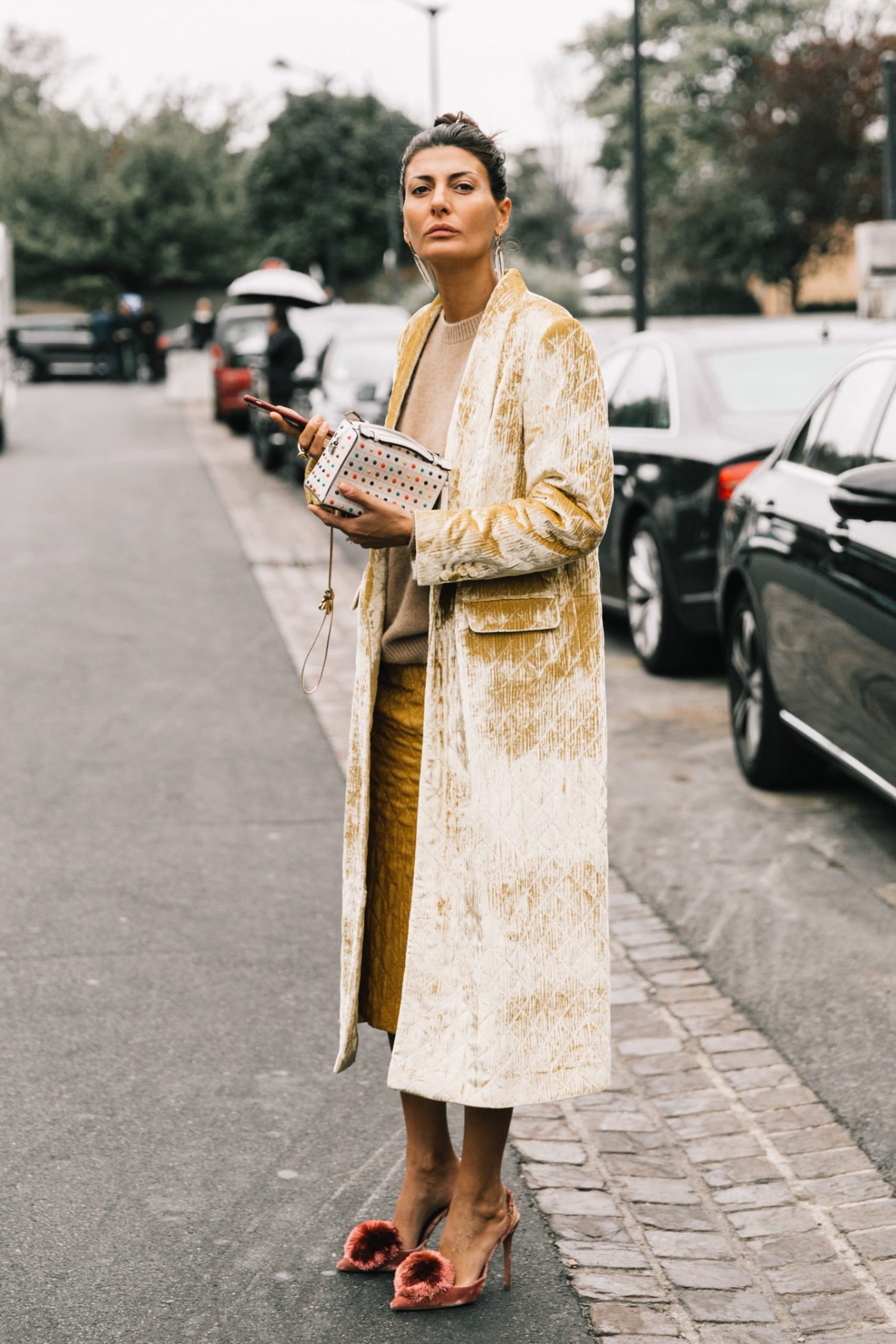 Textured Cream and Gold Coat for a Stylish Winter Birthday Textured Cream and Gold Coat for a Stylish Winter Birthday — Winter Birthday Outfits