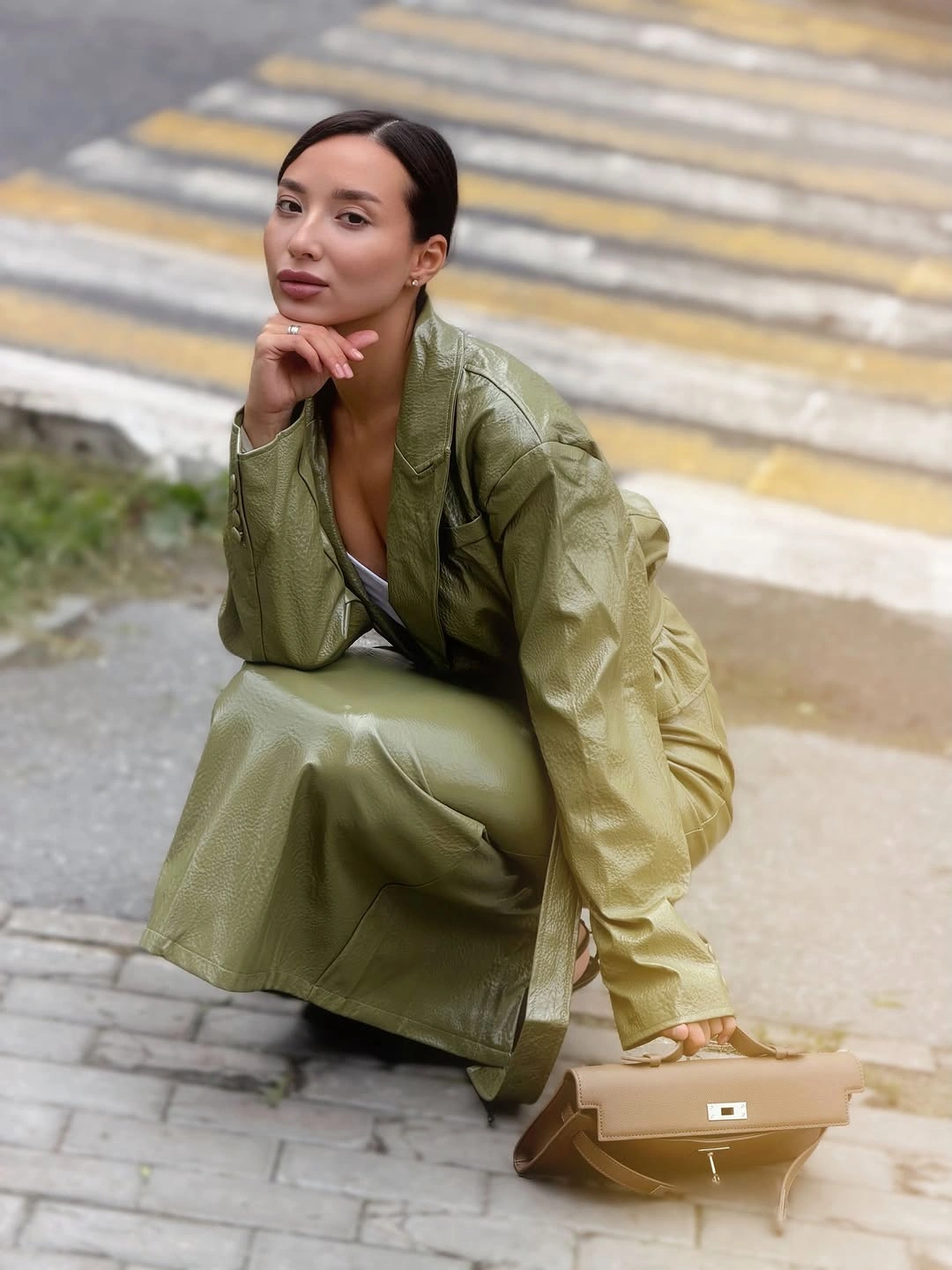 november fashion trends 2026 Olive Leather For A Quiet Statement