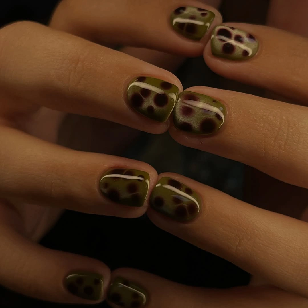 Short nails 2027 Olive Brown Abstract Short Nails