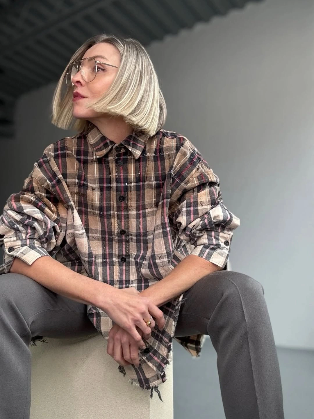 trendy outfits for women over 30 2027 relaxed plaid western inspired outfit