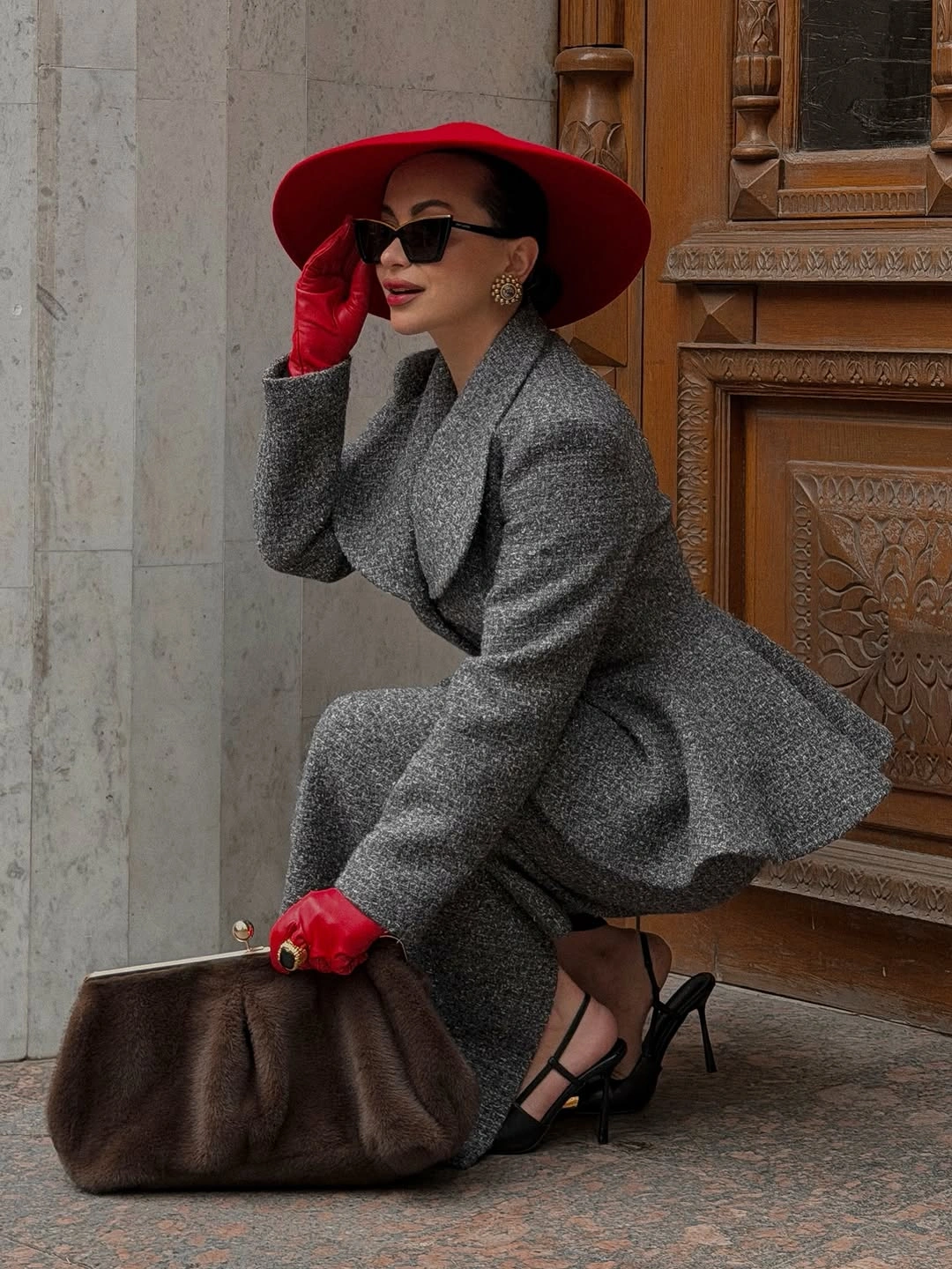 trendy outfits for women over 30 2027 sophisticated gray tailoring with red accessories