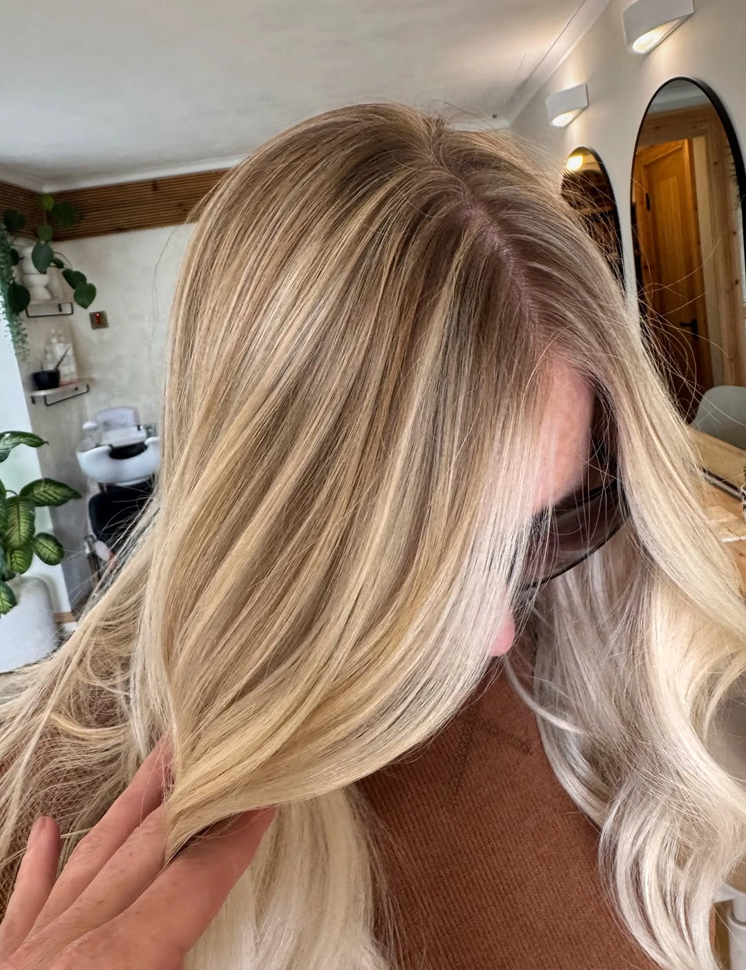 winter blonde hair color ideas Golden Beige Blonde With Soft Balayage