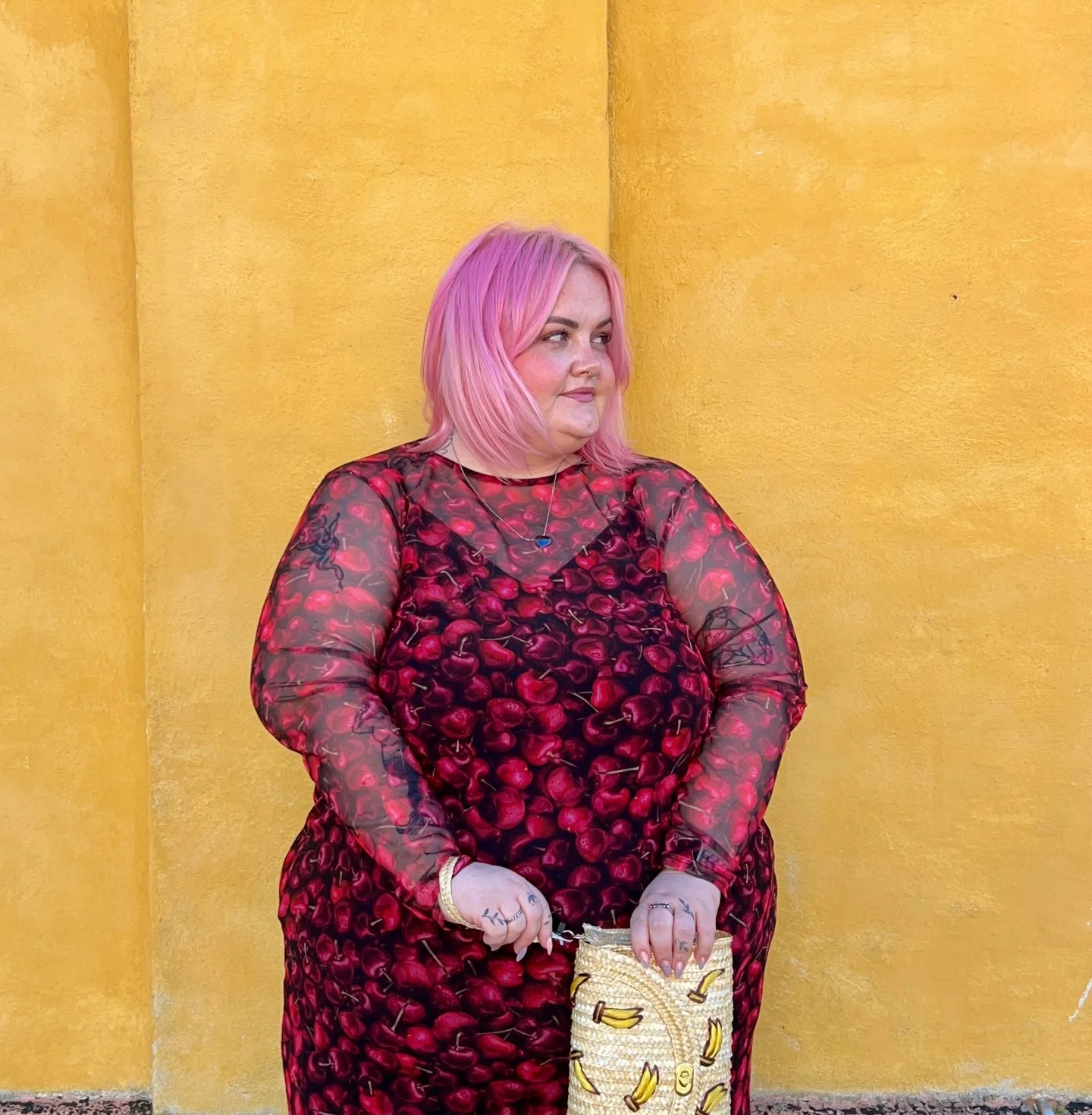 winter haircuts for plus size women Pastel Pink Mid Length Bob