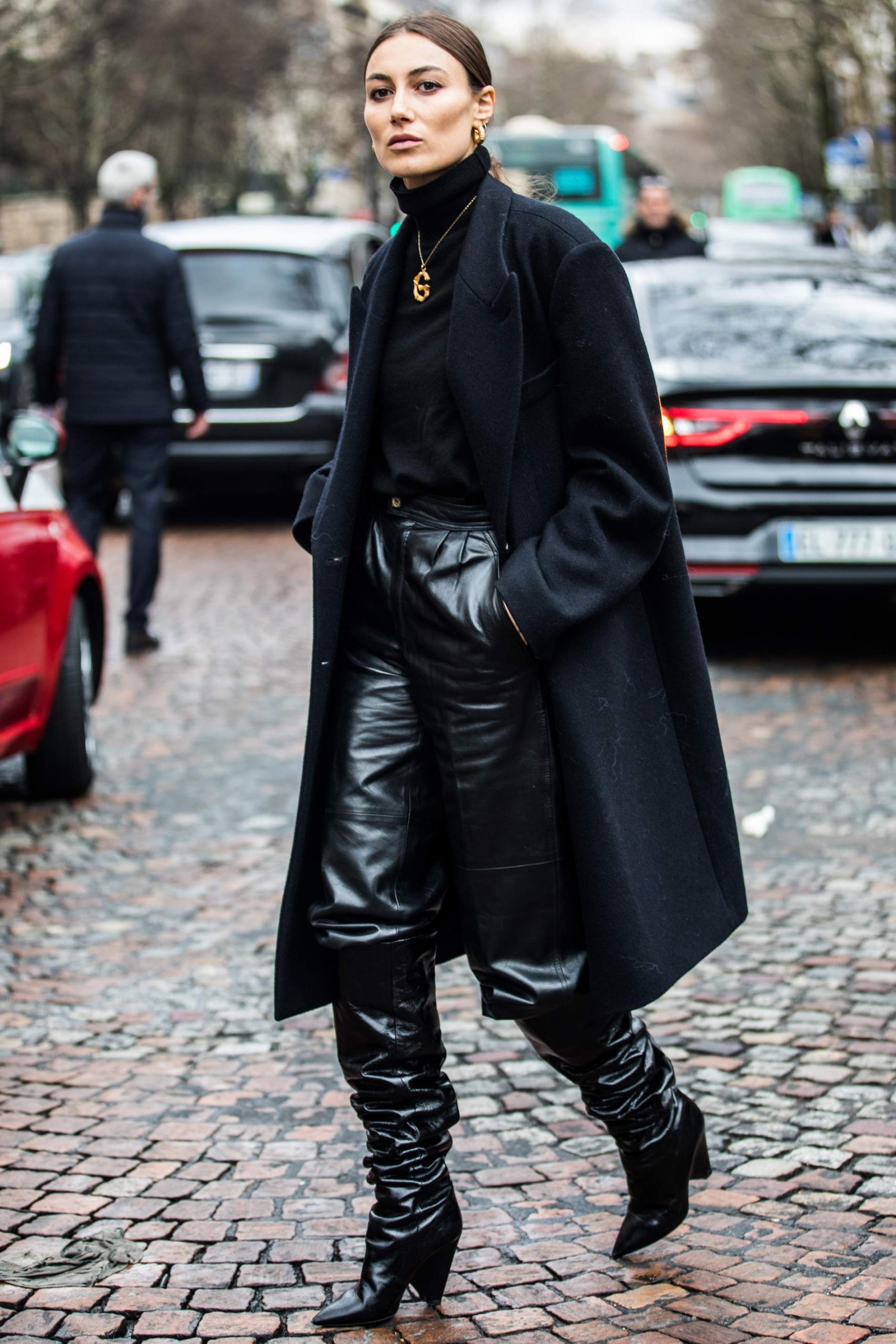 Monochrome Leather Look with Black Leather Slouchy Boots Monochrome Leather Look with Black Leather Slouchy Boots — Slouchy Boots Outfits