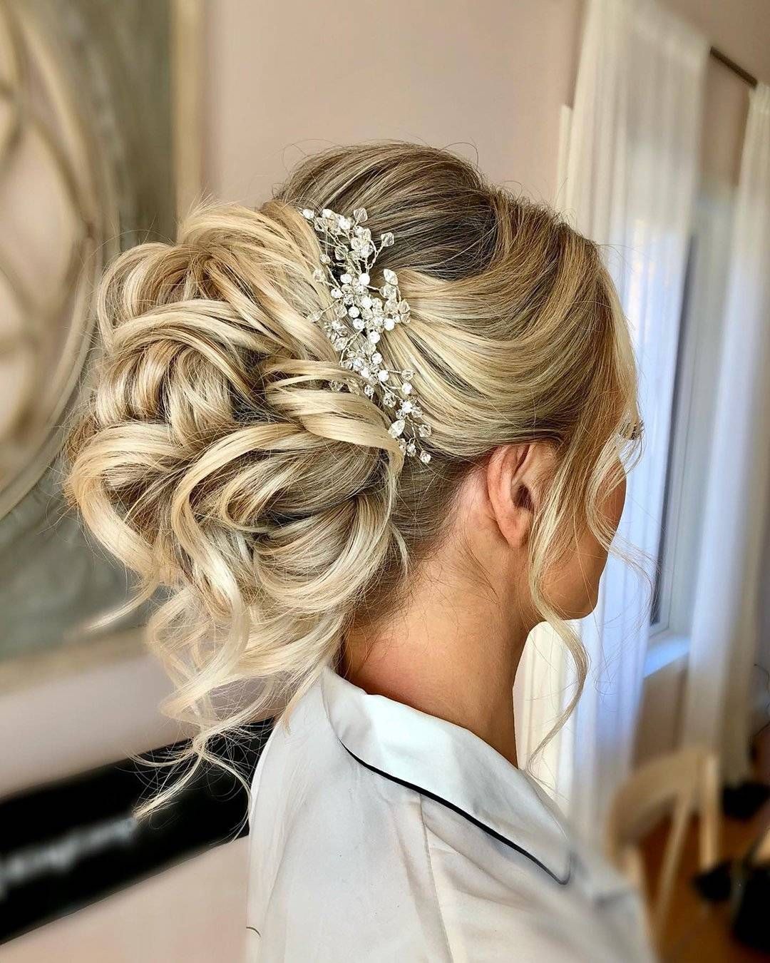 Mid-Back Visual Idea — Winter Updos