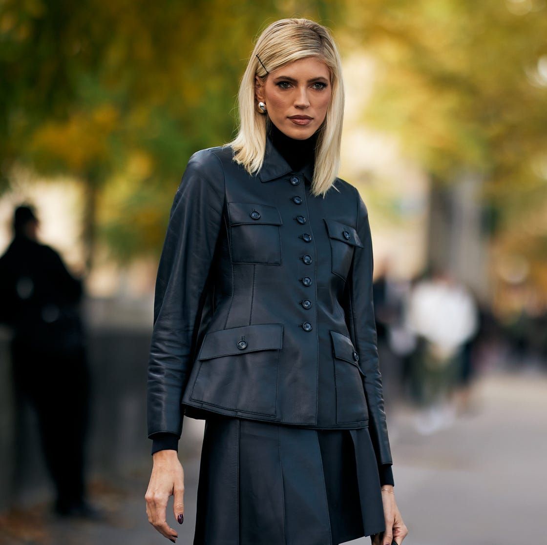 Straight Blonde Lob Straight Blonde Lob — Winter Haircuts for Thin Hair