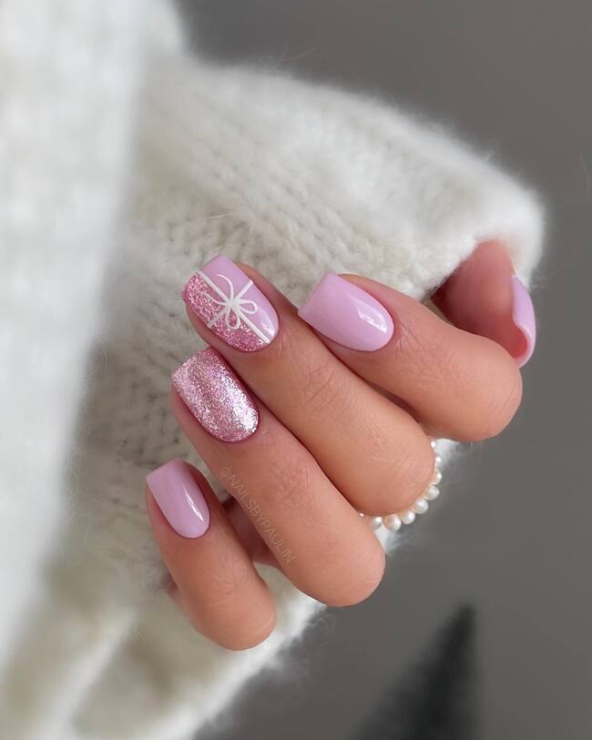 Pale Pink Rose Gold Glitter Bow Pale Pink Rose Gold Glitter Bow — Short Winter Acrylic Nails