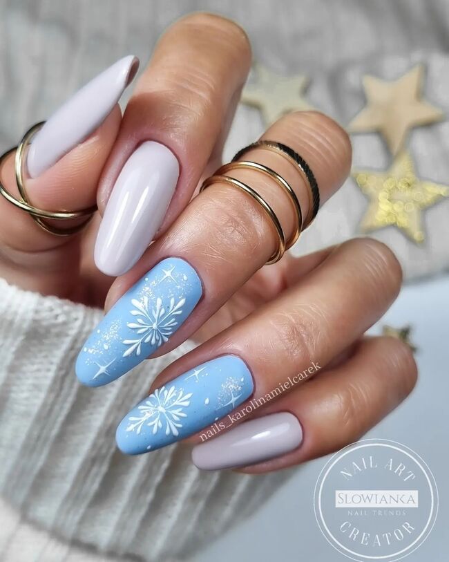 Matte Blue and Glossy Grey Snowflakes — Winter Nail Art