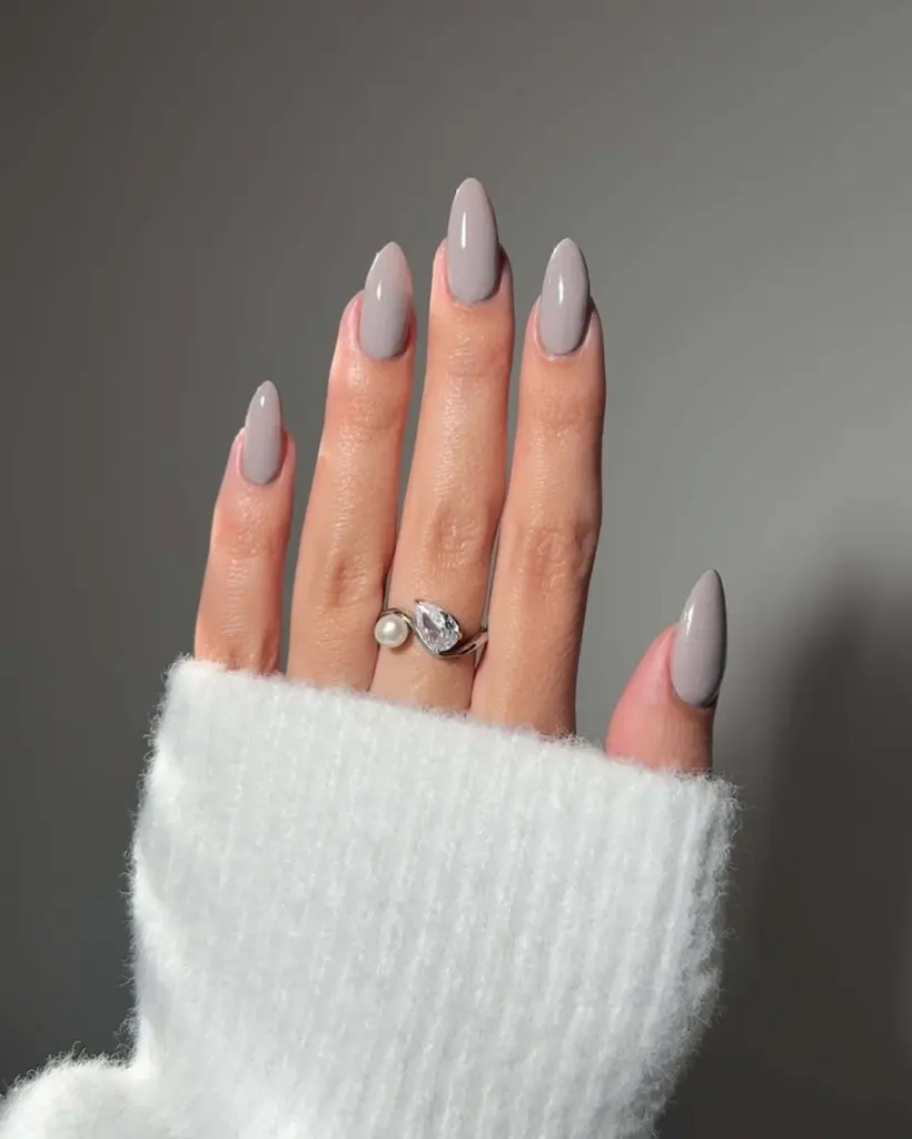 Glossy Neutral Grey-Beige Almond Nails — Winter Almond Nails