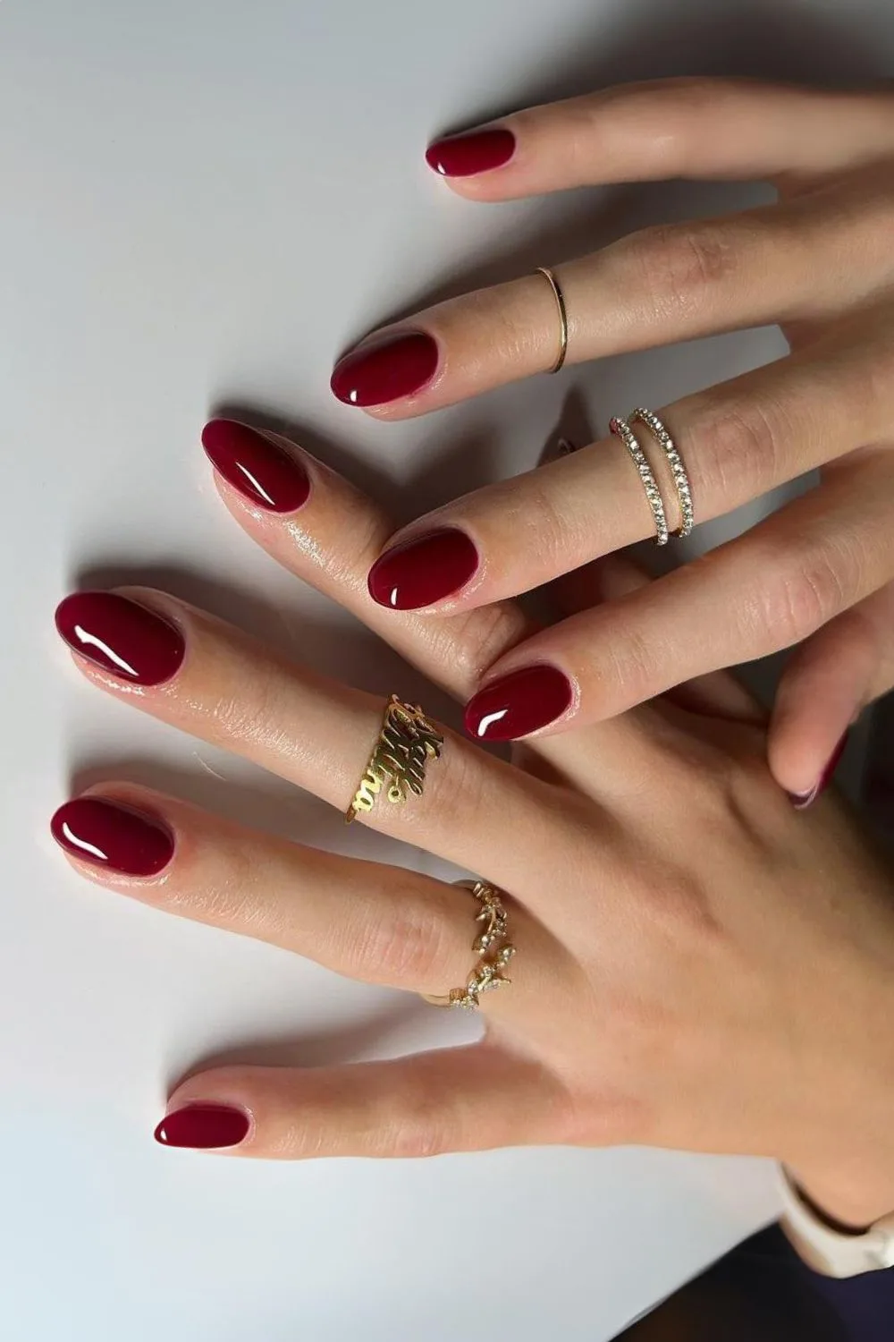 30 Elegant Classy Winter Nails Designs to Keep You Glam