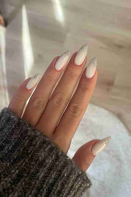 Off-White Glitter Gradient Tips Off-White Glitter Gradient Tips — Winter Glitter Nails