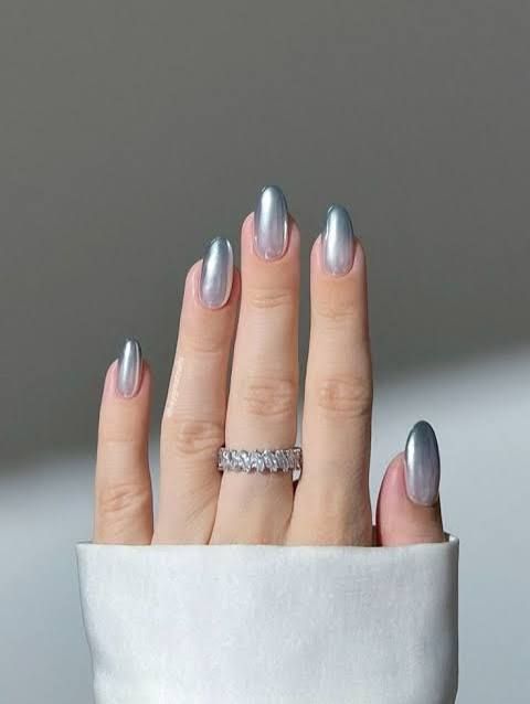 Nail Shape And Length E G Medium Almond Visual Idea Nail Shape And Length E G Medium Almond Visual Idea — Winter Chrome Nails