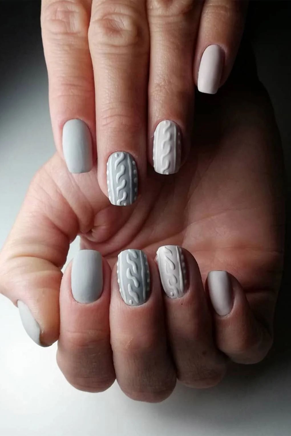 Matte Cable Knit Sweater Nails — Winter Nail Art