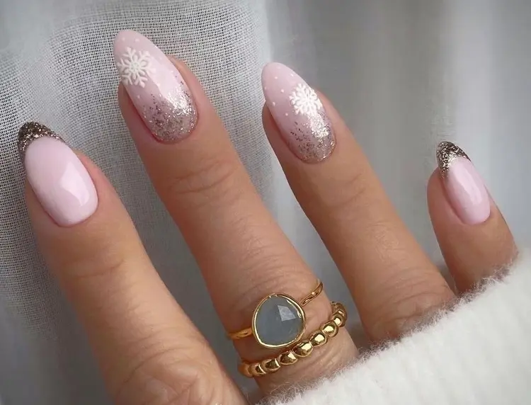 Medium Almond Pale Pink Snowflakes Glitter Medium Almond Pale Pink Snowflakes Glitter — Simple Winter Nails