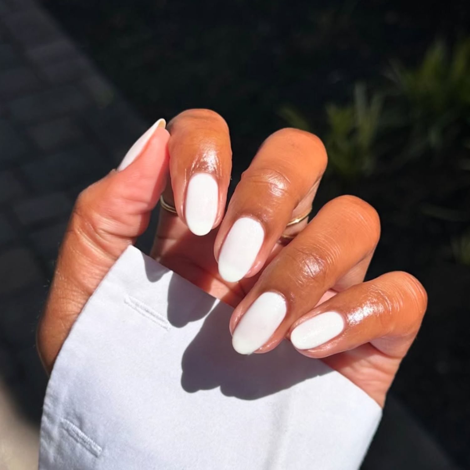 None Bright Glossy White Medium Oval Nails — Winter White Nails