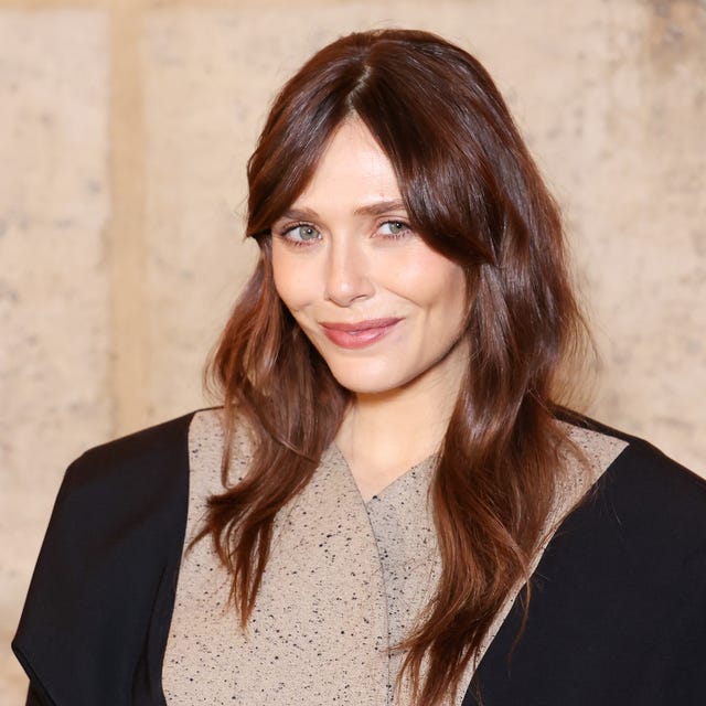 Layered Bob with Curtain Bangs — Parted In The Middle Winter Haircuts for Oval Faces